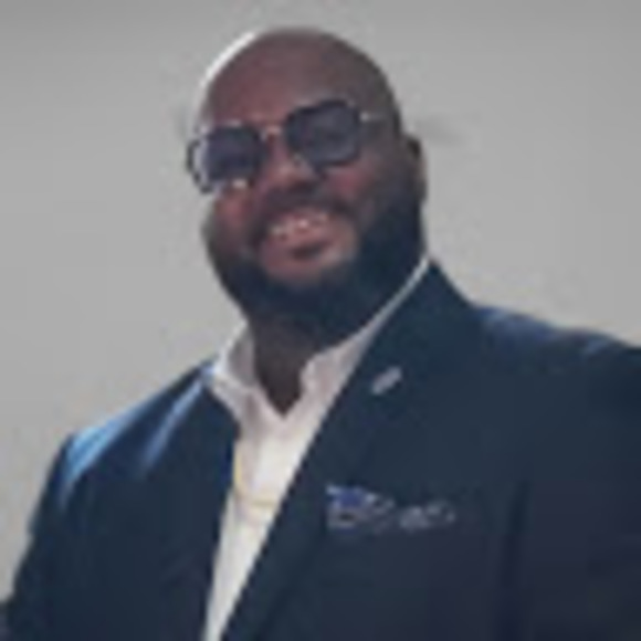 Meet your Posher, Derek t - Picture 1 of 1